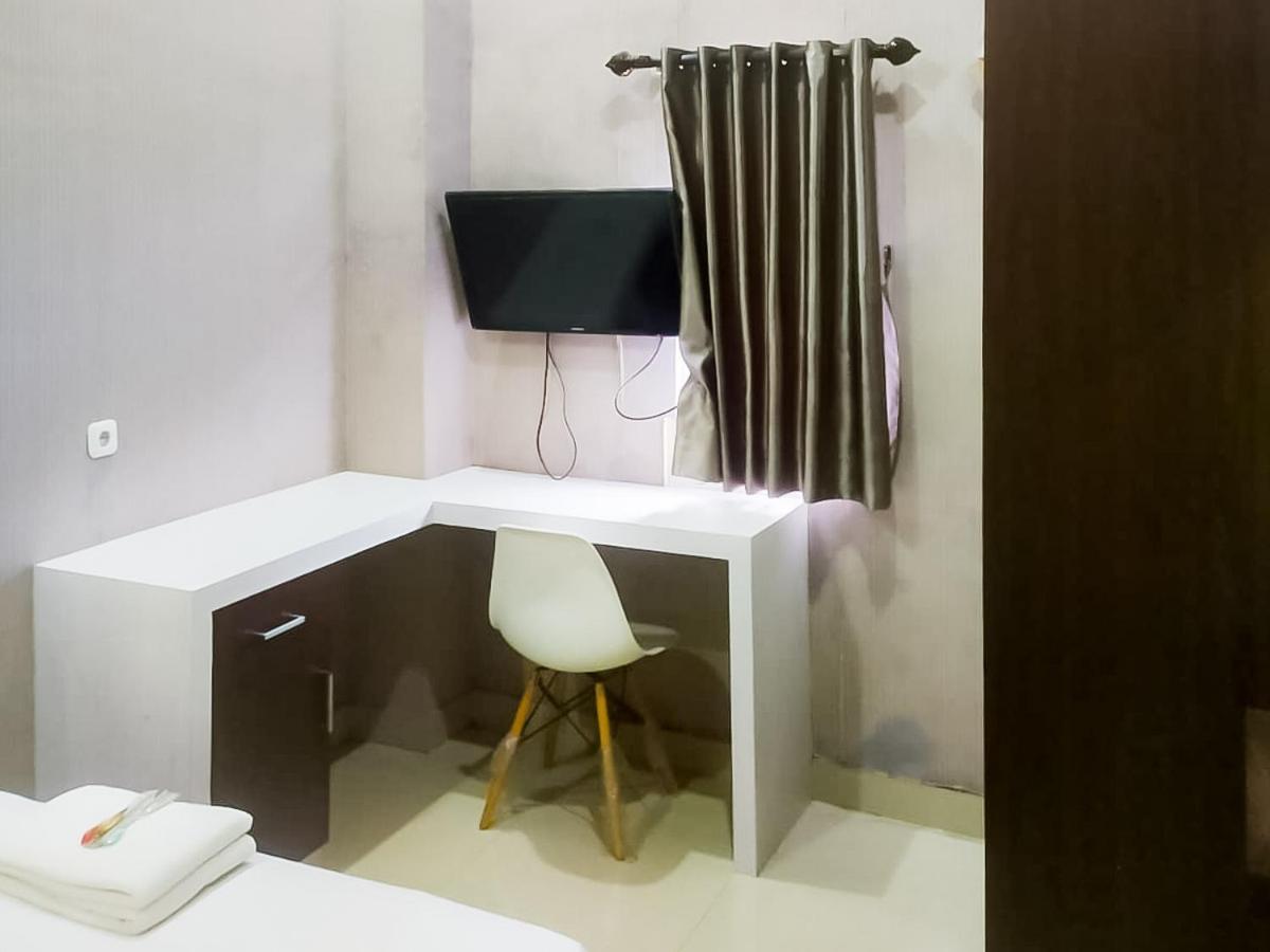 Reddoorz Syariah Near Sultan Syarif Kasim II Airport 호텔 페칸바루 외부 사진